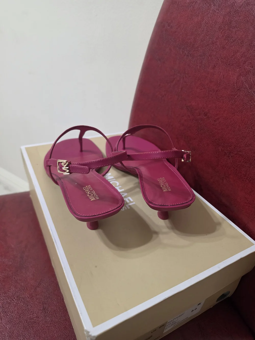 Michael Kors Fuchsia Pink T-Strap Sandals with Gold Hardware